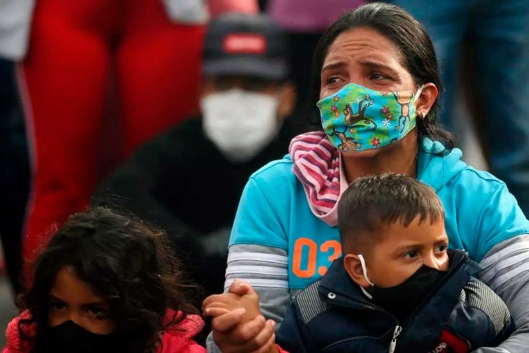 ¿Por qué a Latinoamérica le cuesta tanto salir de la pandemia?