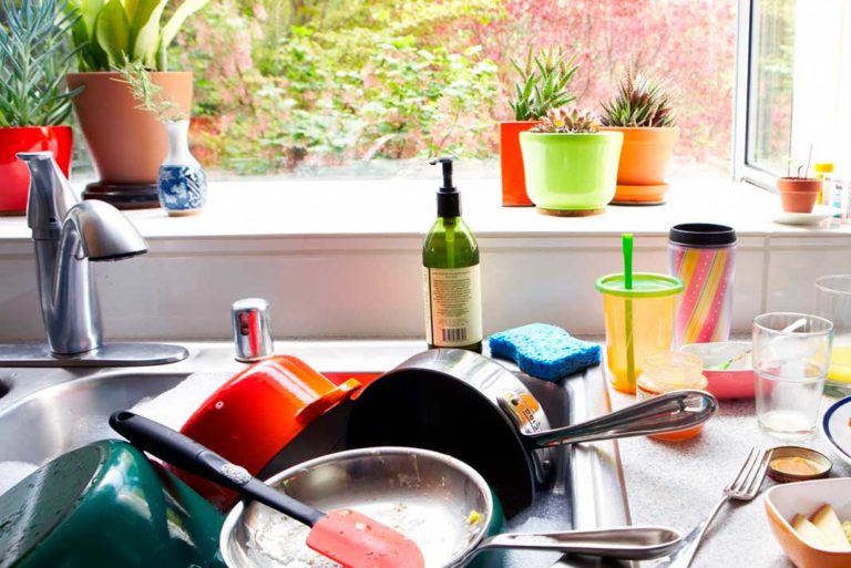 7 consejos para mantener la cocina ordenada mientras cocinas